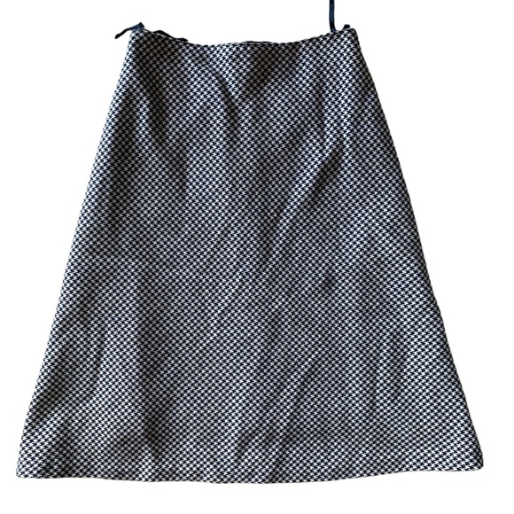 Made in Belgium Dresses & Skirts - Made in Belgium women’s skirt houndstooth A-line navy white size XS academia